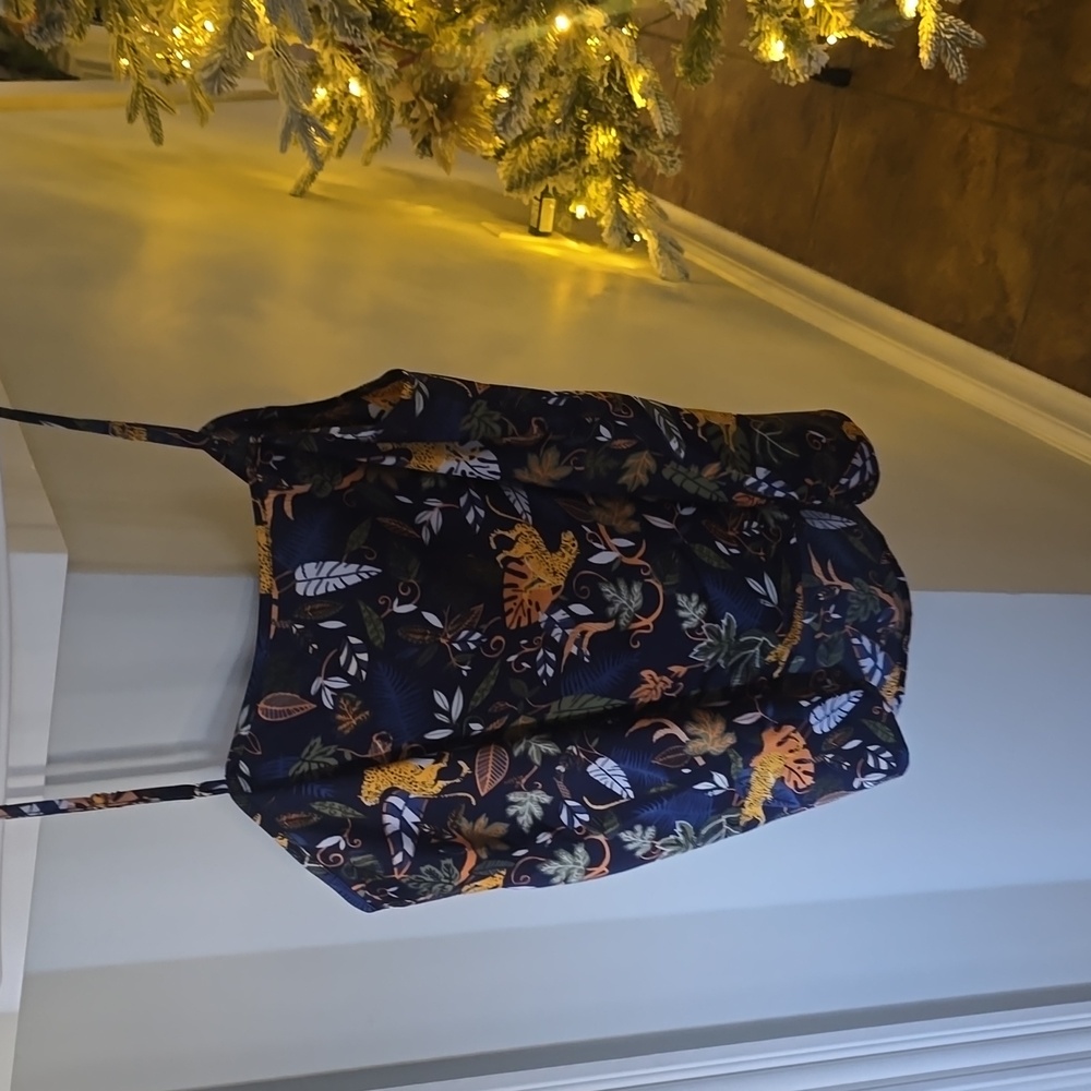 J. Crew Navy and Yellow Animal Print Top sz 8 - Picture 3 of 4
